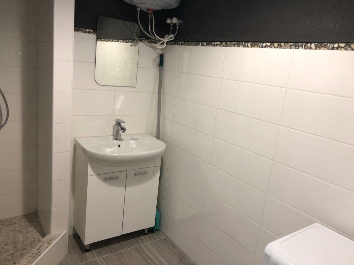 Ferienwohnung Смарт Квартира Kryschaniwka Exterior foto